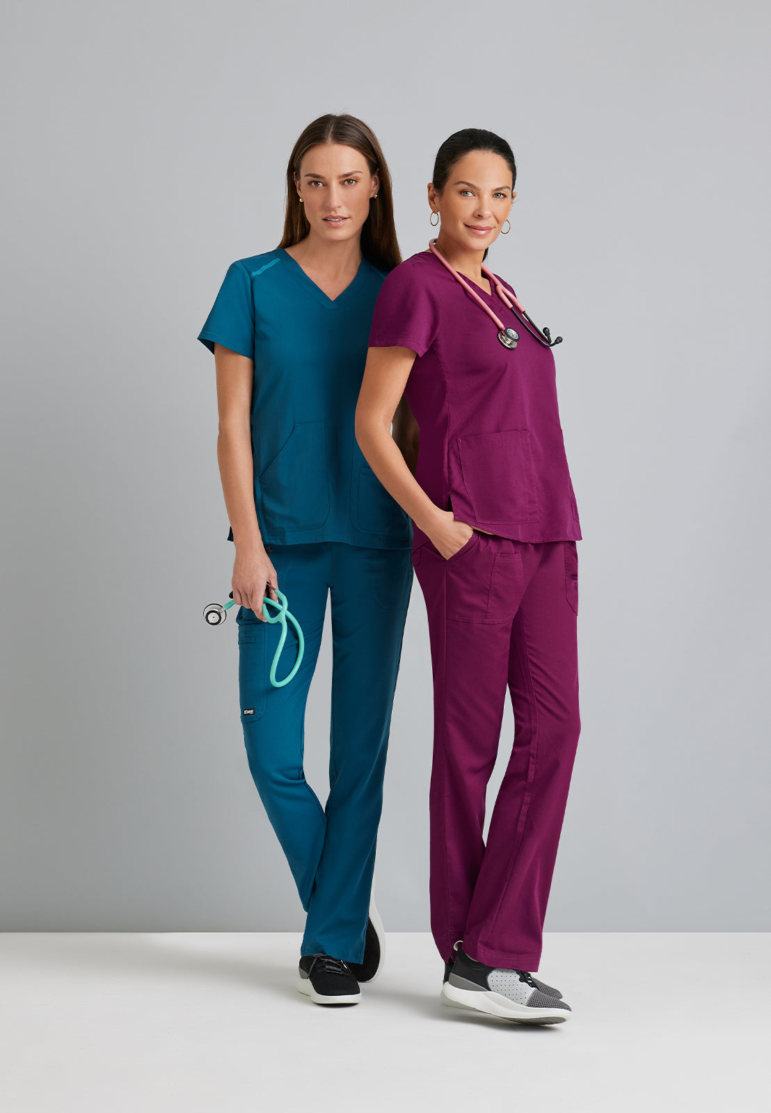 Women's V-Neck Aubrey Top - 71166 - Wine