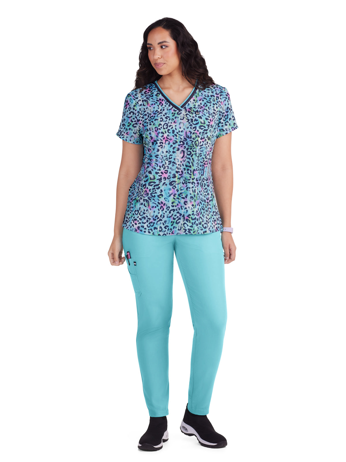 Women's 1-Pocket V-Neck Print Coming on Strong Top - 1108PR - Rainbow Leopard