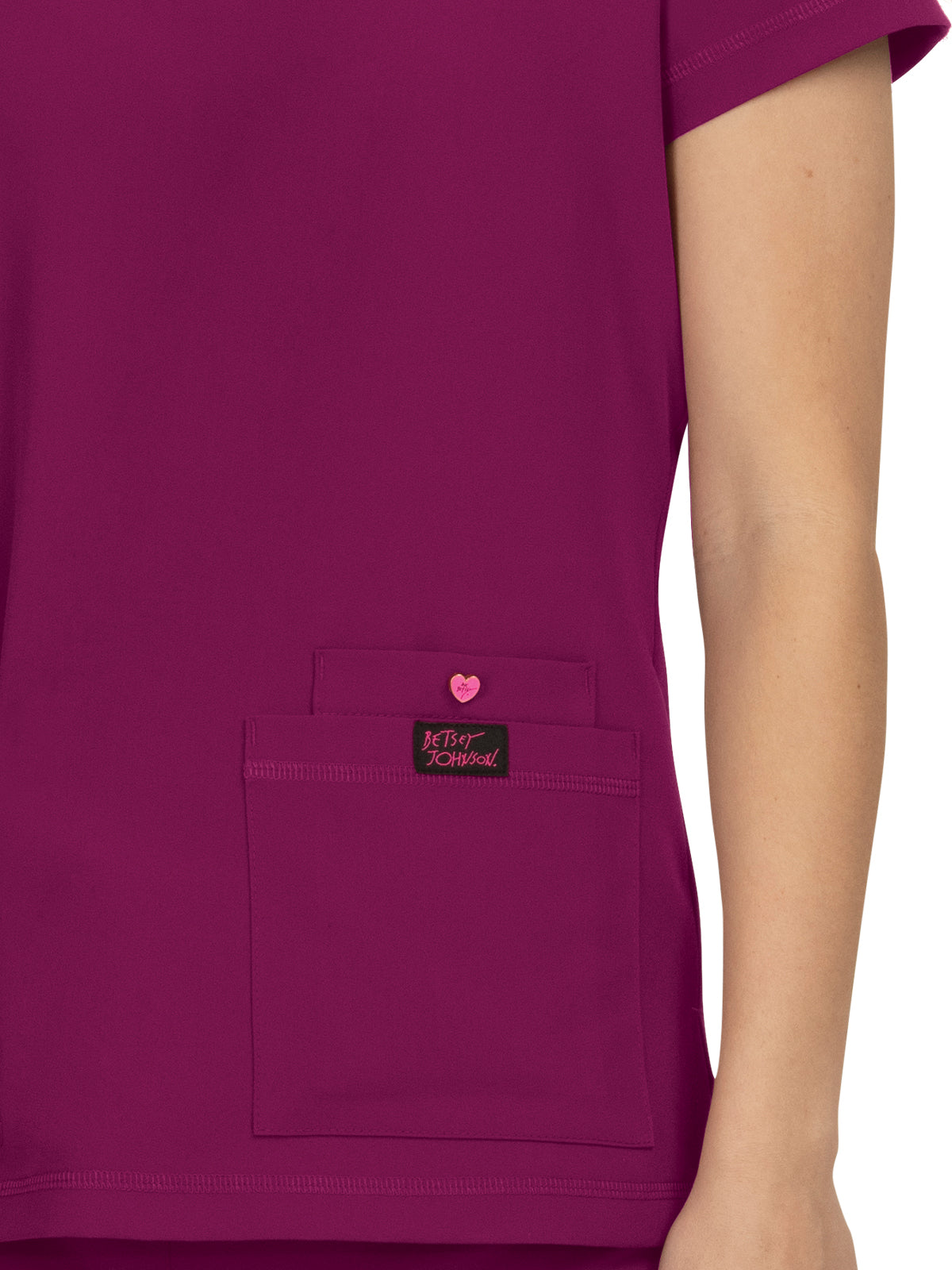 Women's 3-Pocket Snap-Button Placket V-Neck Freesia Top - B101 - Raspberry