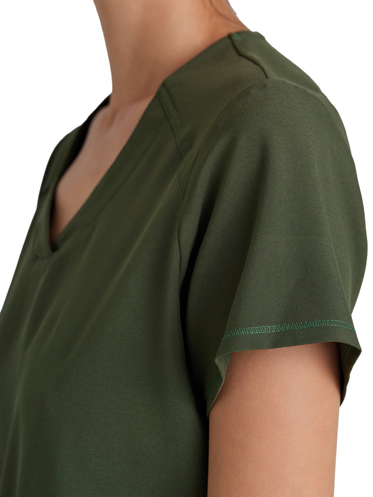 Women's Two-Pocket Piped V-Neck Rhythm Top - GSST180 - Fern