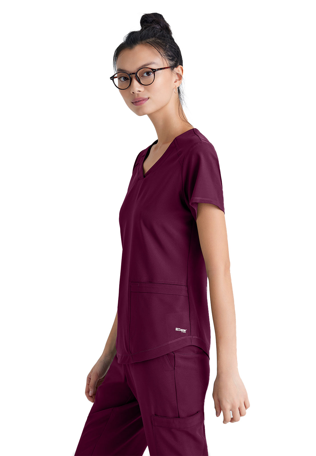 Women's Two-Pocket Piped V-Neck Rhythm Top - GSST180 - Wine