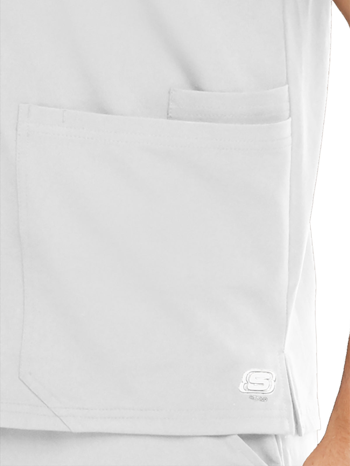 Skechers 3-Pocket Sports V-Neck Aspire Scrub Top For Men - White