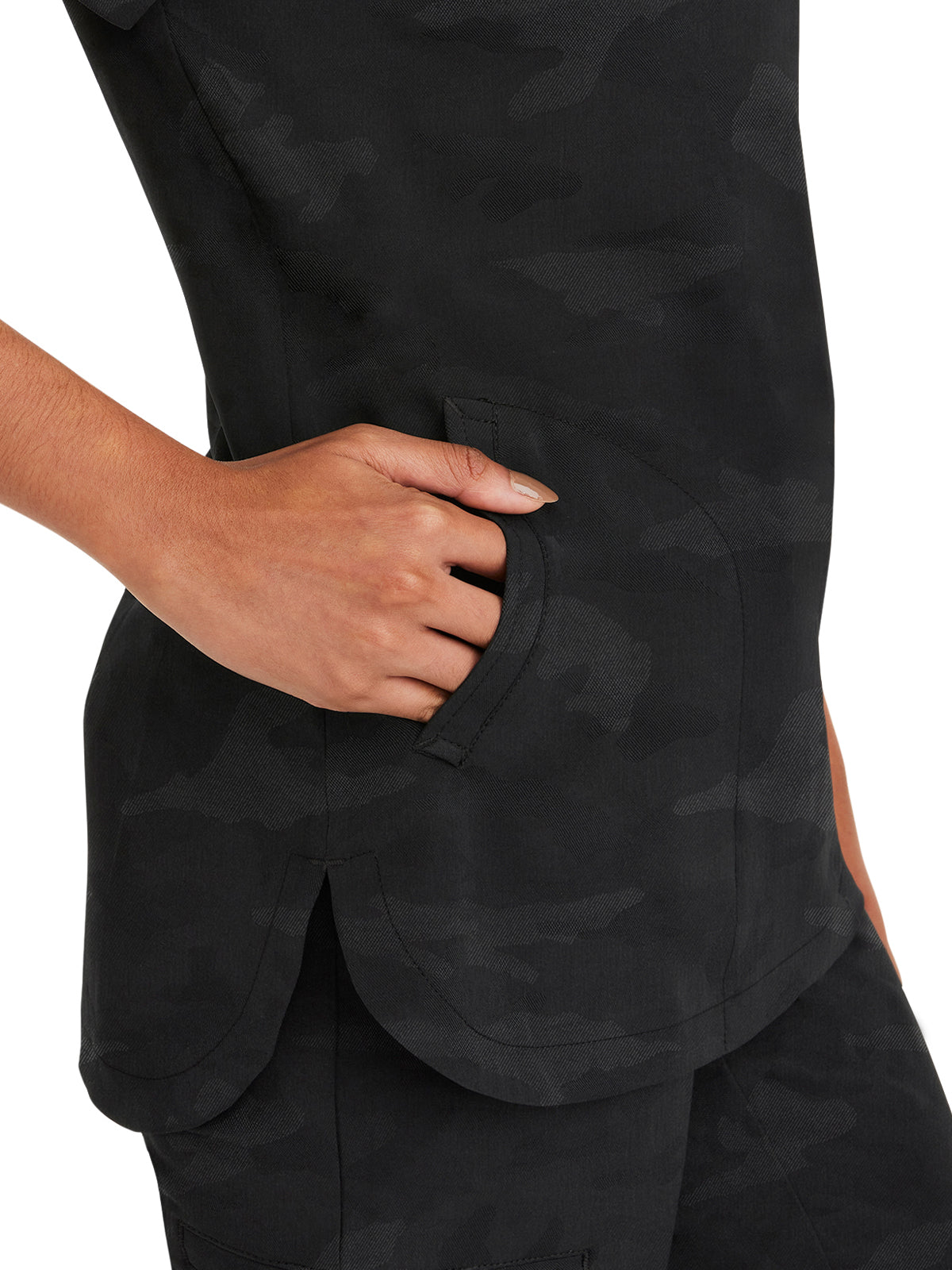 Women's 2-Pocket Joy Camo V-Neck Top - 2353 - Black