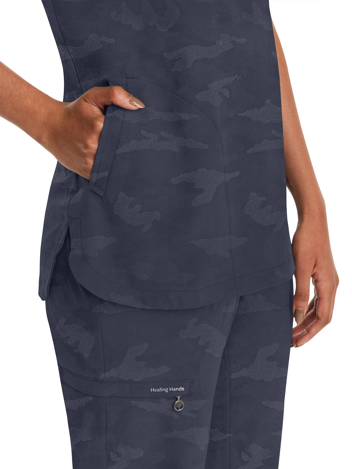 Women's 2-Pocket Joy Camo V-Neck Top - 2353 - Pewter