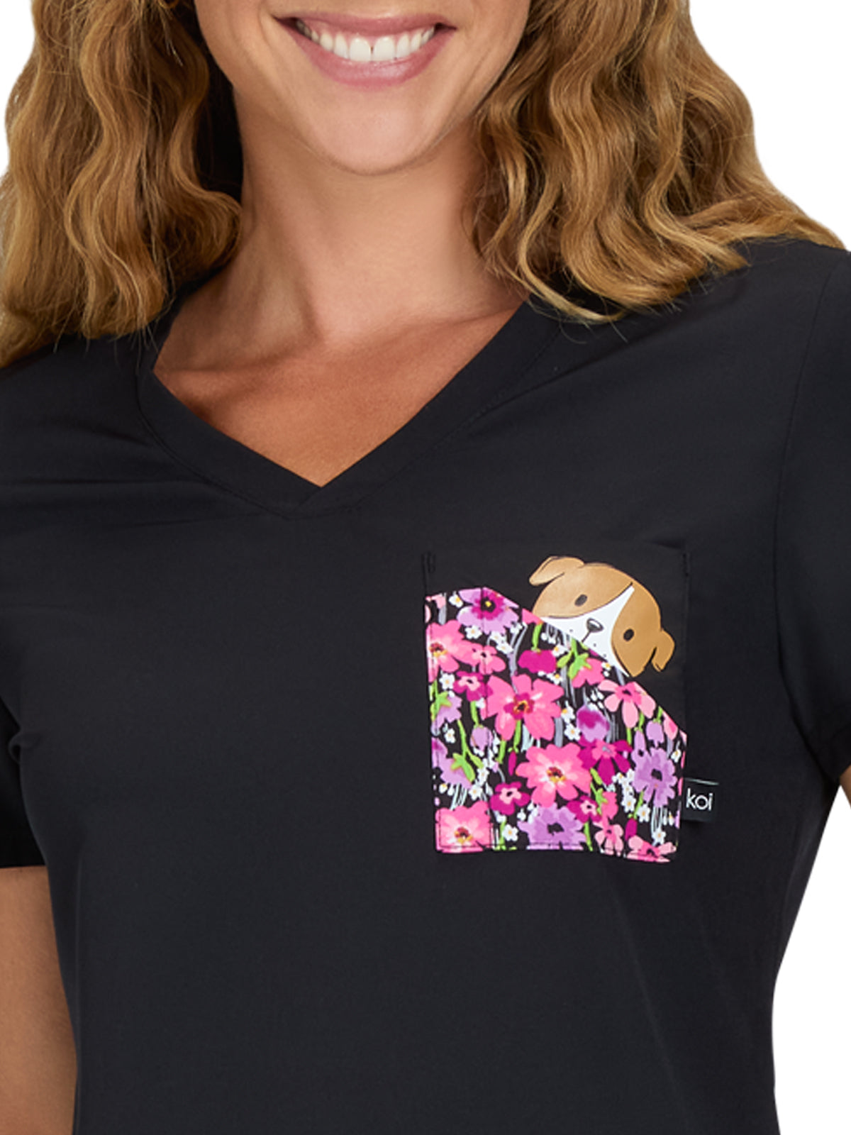Women's Chest Pocket Print V-Neck Nixie Placement Top - 1128PLM - Black