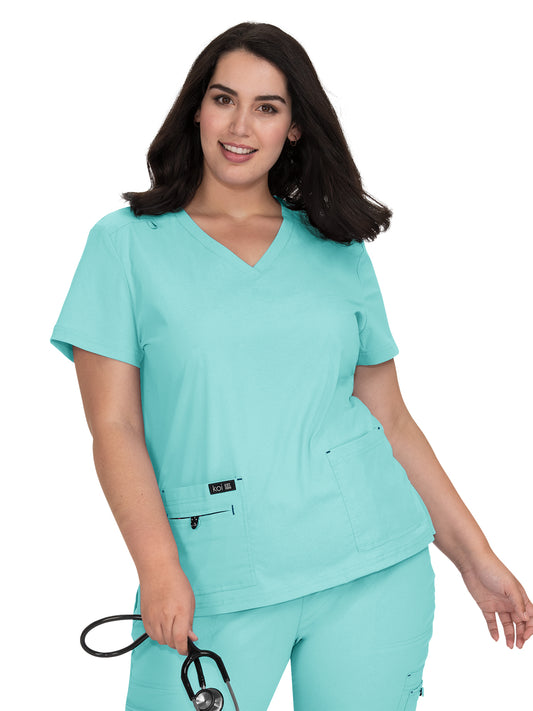 Women's 4-Pocket Stretch V-Neck Becca Top - 373 - Fresh Mint