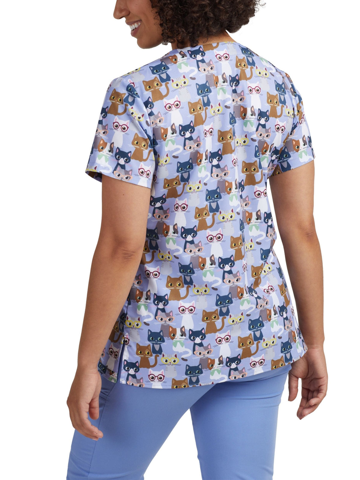 Women's 3-Pocket V-Neck Printed Top - 618 - Curious Cats
