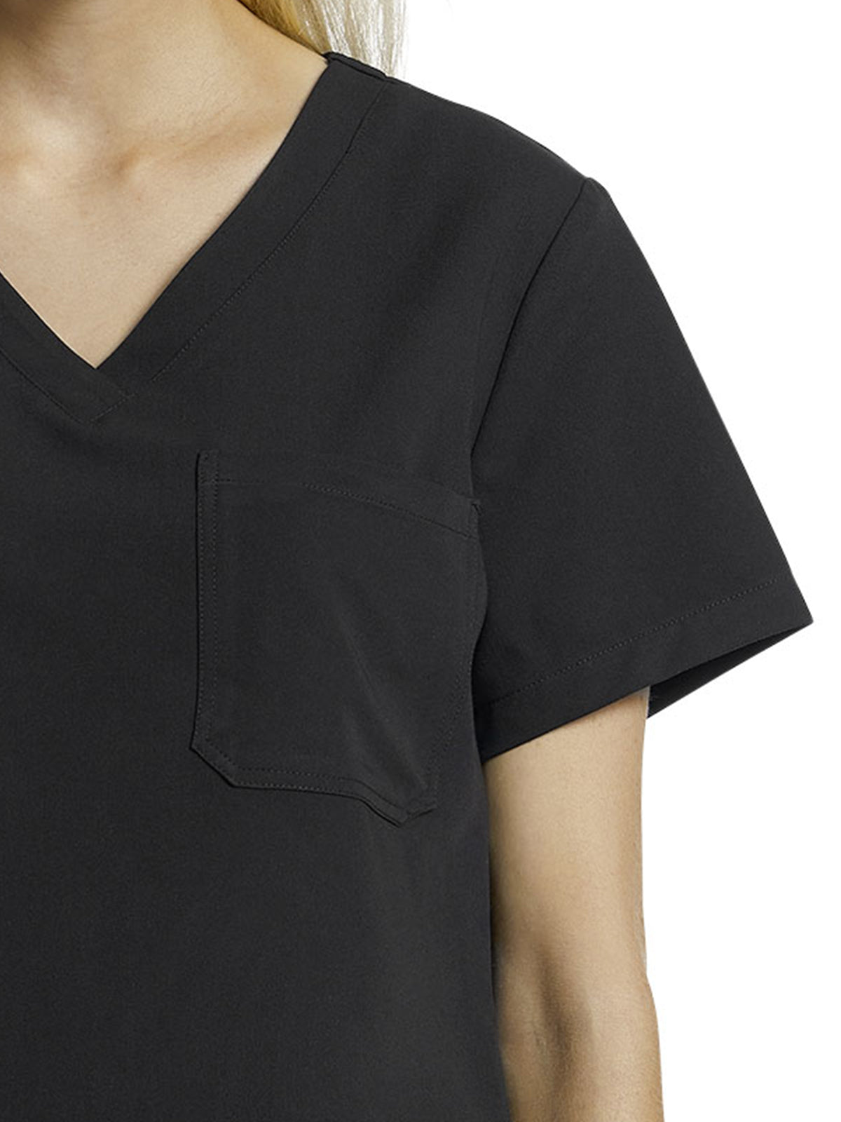 Women's 1-Pocket Tuckable V-Neck Top - 794 - Black
